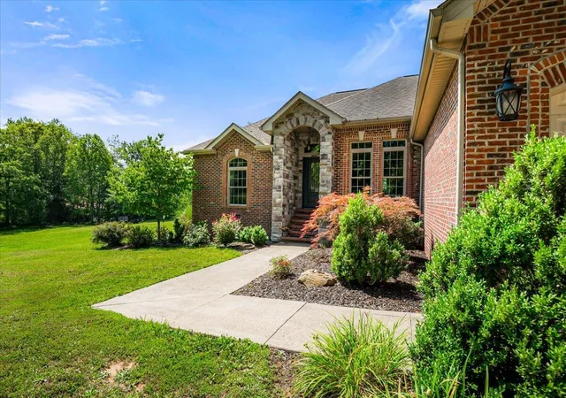 Homes for sale in London, KY | 542 Kirkwood Dr, London, KY 40744 | MLS# 26016207