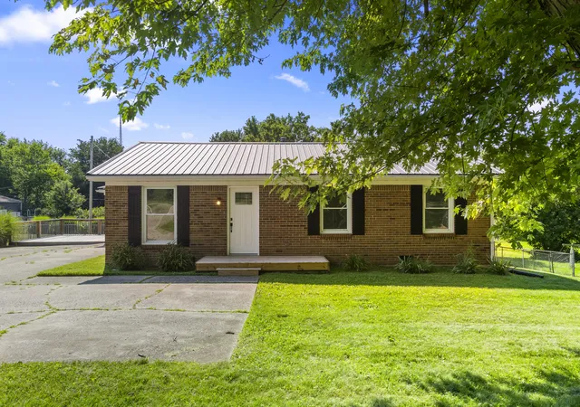 Homes for sale in Frankfort, KY | 101 Demerson Ln, Frankfort, KY 40601 | MLS# 26016159