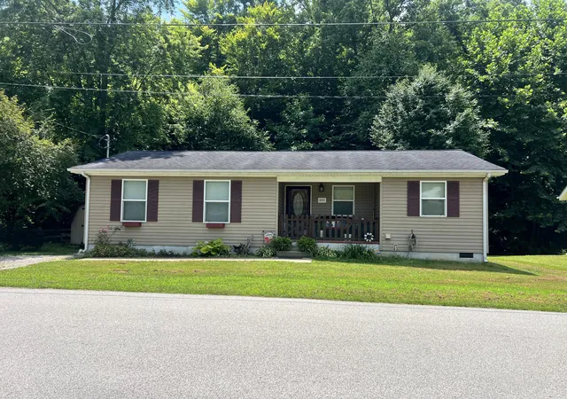 Homes for sale in West Liberty, KY | 660 Glenn Ave, West Liberty, KY 41472 | MLS# 26016134