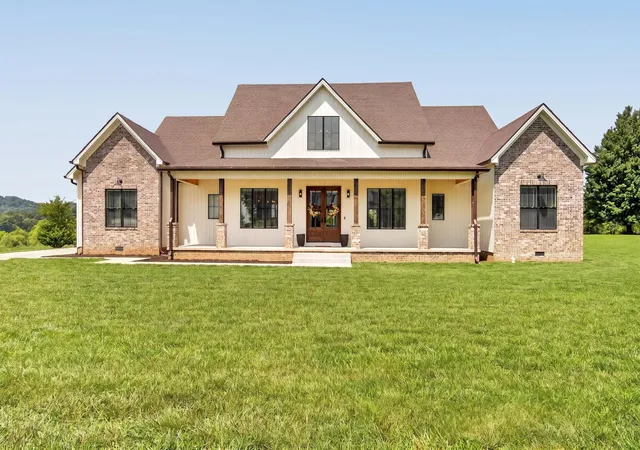 Homes for sale in Stanford, KY | 39 Bradley St, Stanford, KY 40484 | MLS# 26016381