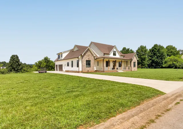 Homes for sale in Stanford, KY | 39 Bradley St, Stanford, KY 40484 | MLS# 26016381