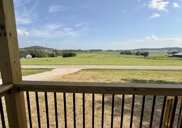 Photo 4 of Single family home for sale at 3404 Hardyville Rd, Munfordville, KY 42765 | MLS# 26016143 | Listing updated on 2026-10-15