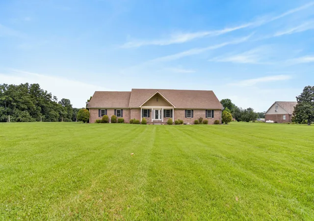 Photo 3 of Single family home for sale at 1408 Ky 80, Windsor, KY 42565 | MLS# 26016166 | Listing updated on 2026-07-13
