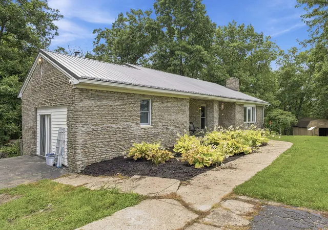 Homes for sale in Cynthiana, KY | 3245 State Hwy 1284, Cynthiana, KY 41031 | MLS# 26016430