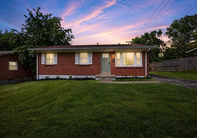 1st image of 1895 Dunkirk Dr, Lexington, KY 40504 | MLS# 26016226