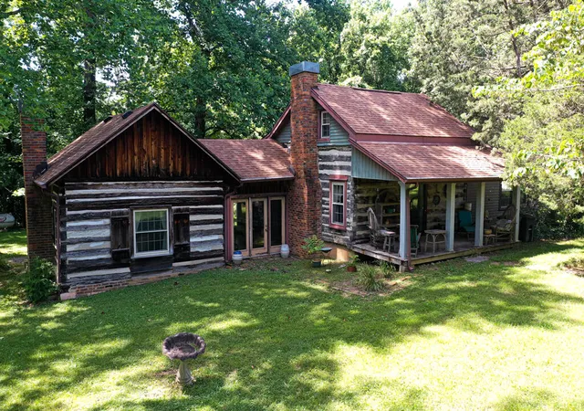 Homes for sale in Cadiz, KY | 410 Canton Lakeshore Dr, Cadiz, KY 42211 | MLS# 26016184