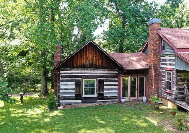 Homes for sale in Cadiz, KY | 410 Canton Lakeshore Dr, Cadiz, KY 42211 | MLS# 26016184