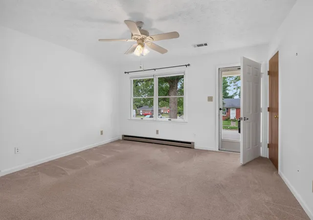 Photo 3 of Sale Pending at 625 Tocher Dr, Wilmore, KY 40390 | MLS# 26016417 | Listing updated on 2026-08-25