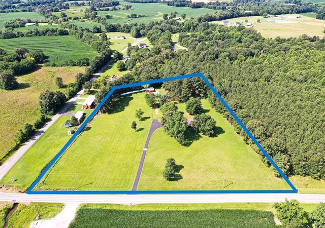 Photo 2 of Single family home for sale at 4213 Kentucky 80 W, Mayfield, KY 42066 | MLS# 26016187 | Listing updated on 2026-08-28