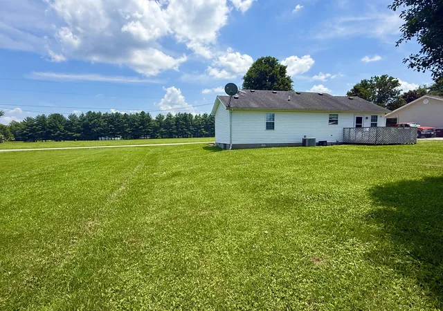 Homes for sale in Stanford, KY | 430 Fair Ground Rd, Stanford, KY 40484 | MLS# 26017737
