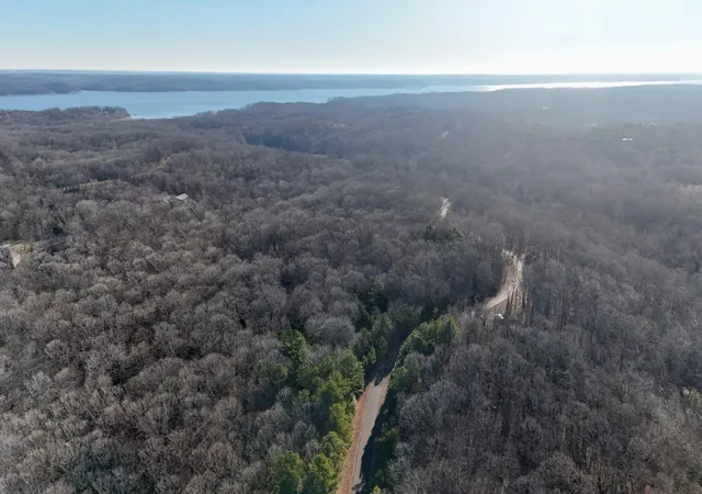 Homes for sale in Murray, KY | 9999 Hills Hollow Rd, Murray, KY 42071 | MLS# 26016196