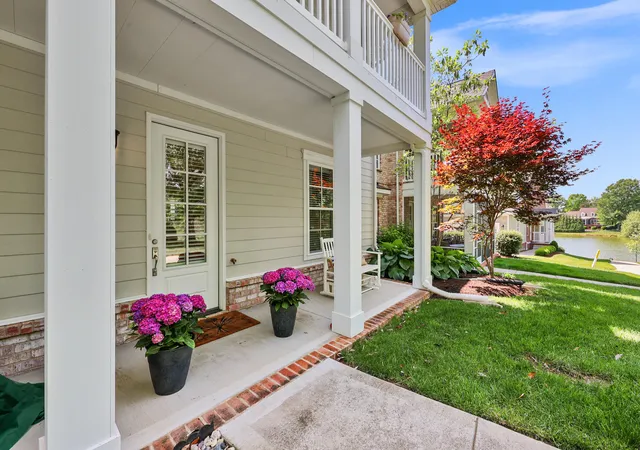 2nd image of 2221 Patchen Lake Ln, Lexington, KY 40505 | MLS# 26016213