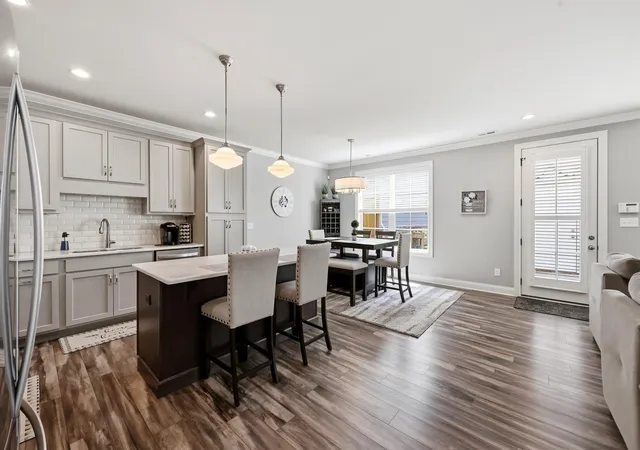 5th image of 2221 Patchen Lake Ln, Lexington, KY 40505 | MLS# 26016213