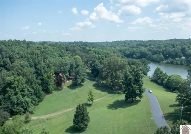 Homes for sale in Eddyville, KY | 700 700 Kennedy Rd Rd, Eddyville, KY 42038 | MLS# 26016239