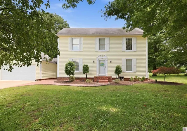 Homes for sale in Mayfield, KY | 1524 Bellemeade Dr, Mayfield, KY 42066 | MLS# 26016243