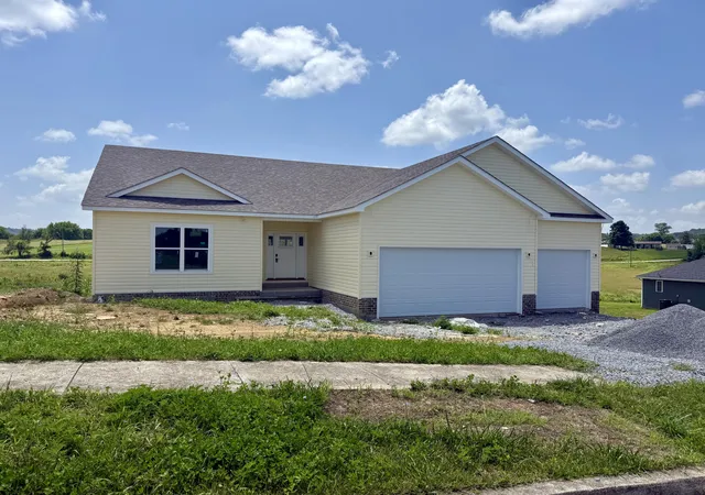Homes for sale in Danville, KY | 3020 Jacob Dr, Danville, KY 40422 | MLS# 26016663