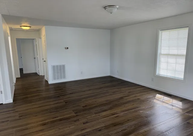3rd image of 692 Olive St, La Center, KY 42056 | MLS# 26018028