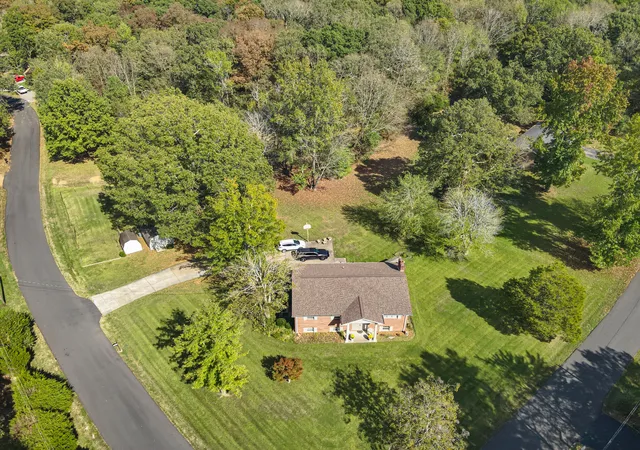 Homes for sale in Benton, KY | 98 Gordon Rd, Benton, KY 42025 | MLS# 26017412