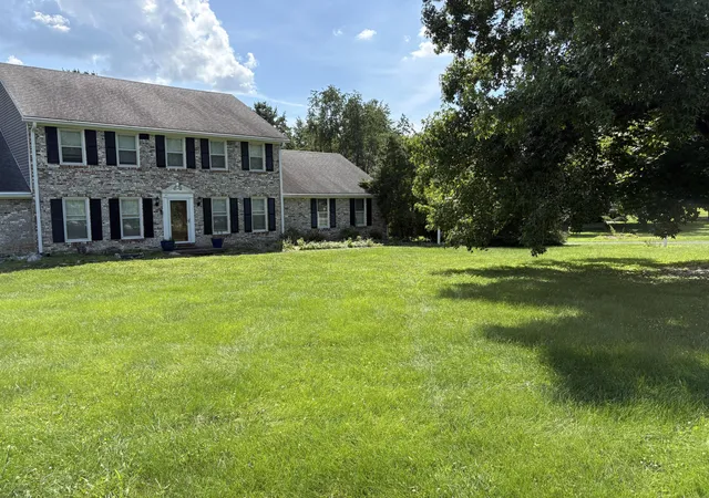 Photo 1 of Single family home for sale at 109 Barkley, Nicholasville, KY 40356 | MLS# 26016270 | Listing updated on 2026-09-18