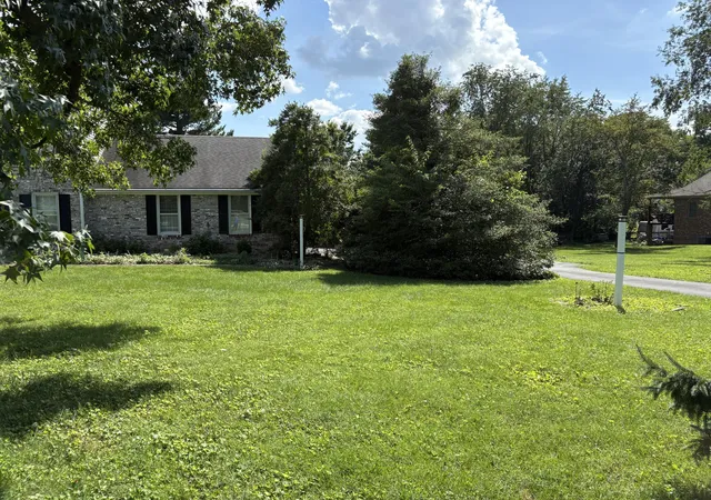 Photo 2 of Single family home for sale at 109 Barkley, Nicholasville, KY 40356 | MLS# 26016270 | Listing updated on 2026-09-18