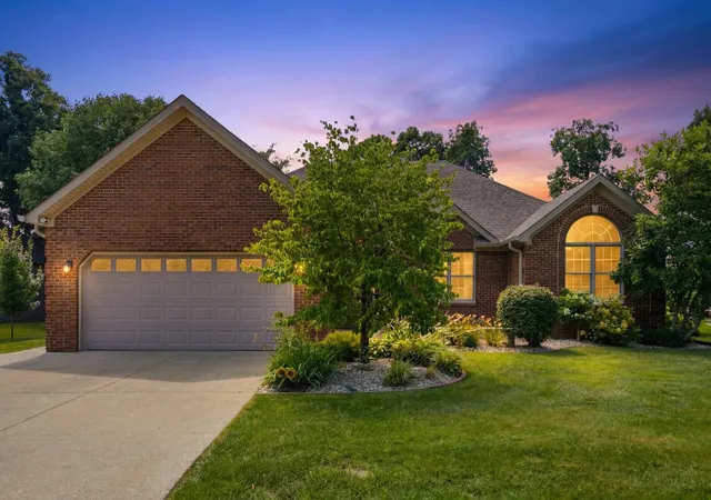 Homes for sale in Berea, KY | 203 Oak Branch Dr, Berea, KY 40403 | MLS# 26016281