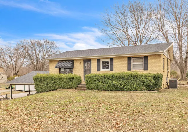 1st image of 6360 Old Mayfield Rd Old Mayfield Rd, Paducah, KY 42003 | MLS# 26016265