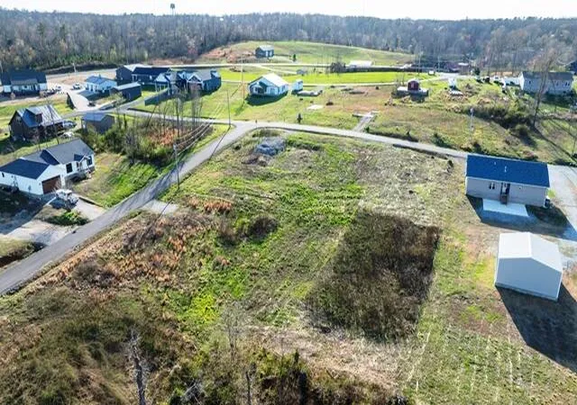 Photo 3 of Sale Pending at 195, 196 197 198 Kentucky Ave, Gilbertsville, KY 42044 | MLS# 26017073 | Listing updated on 2026-09-24