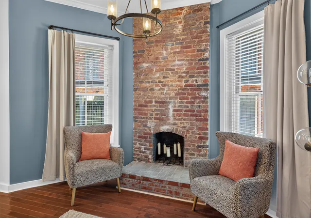 Photo 4 of Single family home for sale at 617 N Broadway, Lexington, KY 40508 | MLS# 26020455 | Listing updated on 2026-10-13