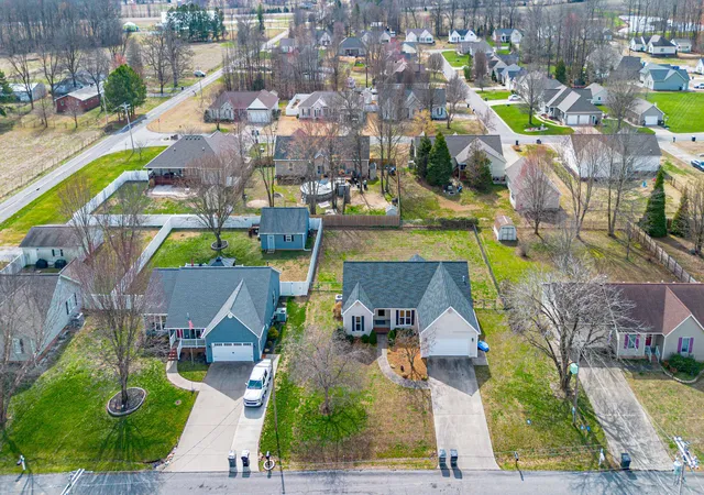 Photo 2 of Sale Pending at 8220 Timberland Dr, West Paducah, KY 42086 | MLS# 26020543 | Listing updated on 2026-09-02