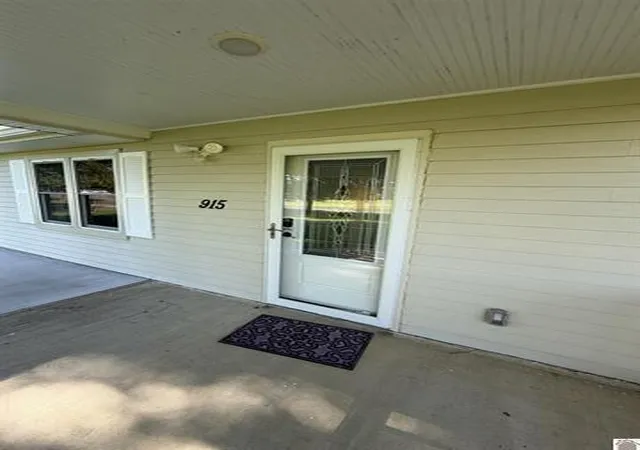 2nd image of 915 Tyree Rd, Paducah, KY 42003 | MLS# 26016970