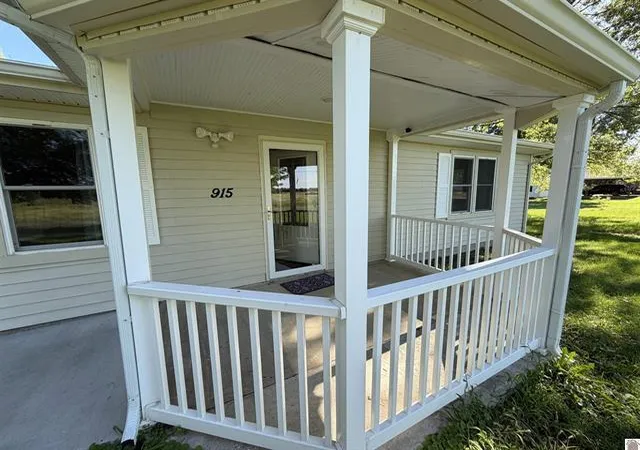 3rd image of 915 Tyree Rd, Paducah, KY 42003 | MLS# 26016970