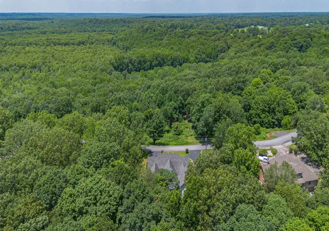 Homes for sale in Benton, KY | 631 Chickasaw Bluff Rd, Benton, KY 42025 | MLS# 26017403