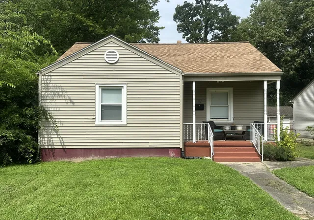 1st image of 911 N 24th St, Paducah, KY 42001 | MLS# 26016307