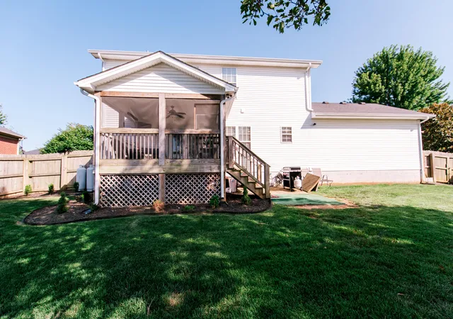 Homes for sale in Versailles, KY | 308 S Hill Rd, Versailles, KY 40383 | MLS# 26016425