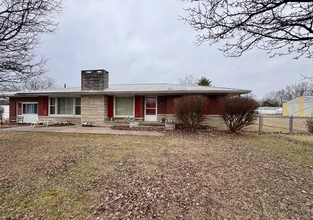 2nd image of 1549 Husband Rd, Paducah, KY 42003 | MLS# 26016332