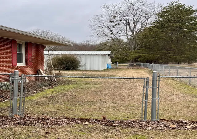 3rd image of 1549 Husband Rd, Paducah, KY 42003 | MLS# 26016332