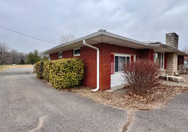 4th image of 1549 Husband Rd, Paducah, KY 42003 | MLS# 26016332
