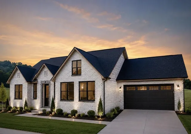 Photo 1 of Single family home for sale at 425 Madison Cir, London, KY 40741 | MLS# 26016379 | Listing updated on 2026-10-13