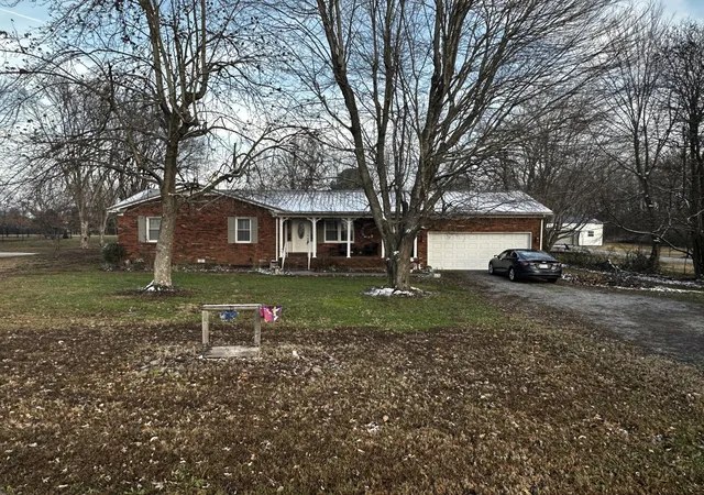 Photo 1 of Single family home for sale at 4172 Ky 303, Mayfield, KY 42066 | MLS# 26016343 | Listing updated on 2026-07-07