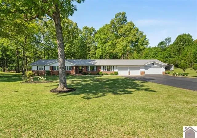 Homes for sale in Kuttawa, KY | 803 N State Route 810, Kuttawa, KY 42055 | MLS# 26016360