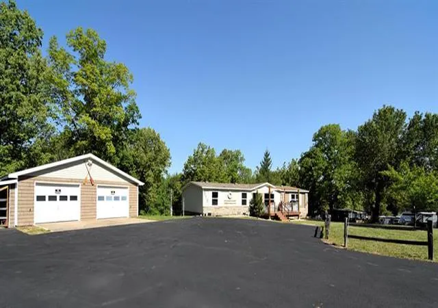 Homes for sale in Benton, KY | 919 King Creek Rd, Benton, KY 42025 | MLS# 26016382
