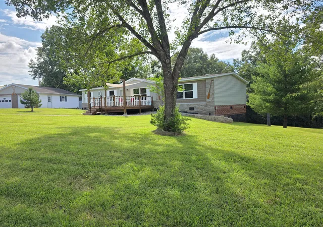 Photo 3 of Single family home for sale at 919 King Crk Rd, Benton, KY 42025 | MLS# 26016382 | Listing updated on 2026-08-24