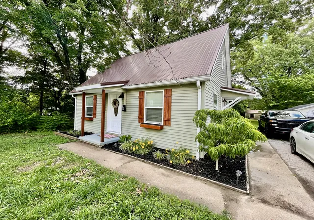 42nd image of 75 W Mclaughlin Ave, Madisonville, KY 42431 | MLS# 26016500