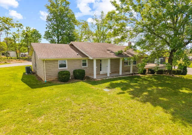 Homes for sale in Eubank, KY | 9210 Kentucky 1247, Eubank, KY 42567 | MLS# 26017257