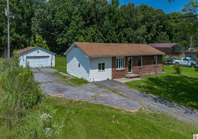 Homes for sale in Ledbetter, KY | 312 Anita Ln, Ledbetter, KY 42058 | MLS# 26016404