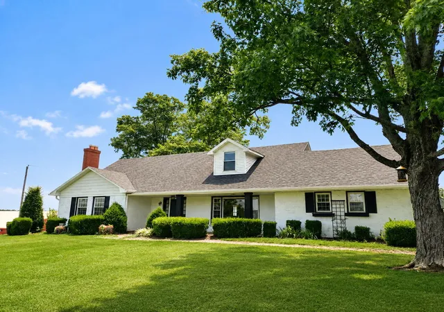 Single family home for sale at 1821 Elkhorn Rd, Campbellsville, KY 42718 | MLS# 26016610