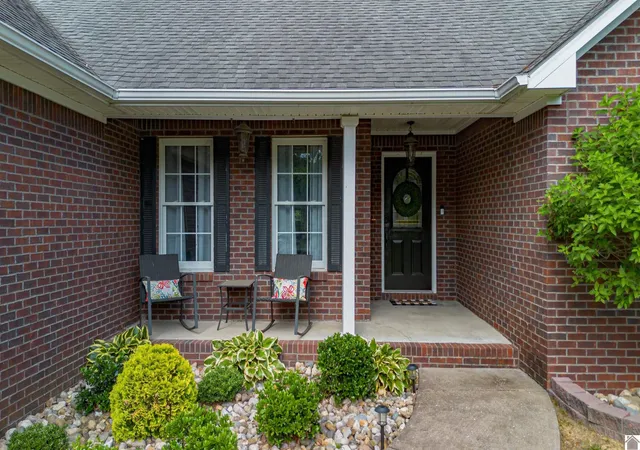 2nd image of 340 Jolee Wy, Paducah, KY 42001 | MLS# 26016448