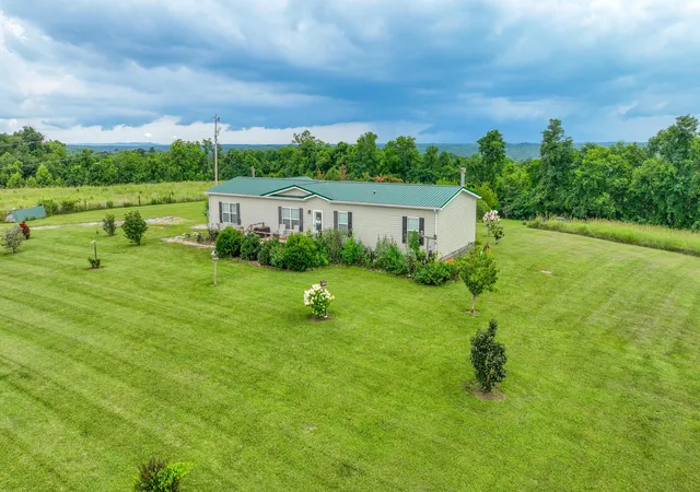 1st image of 1939 College Hill Rd, Waco, KY 40385 | MLS# 26016874