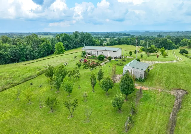 4th image of 1939 College Hill Rd, Waco, KY 40385 | MLS# 26016874