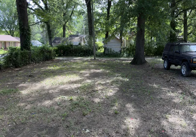 20th image of 942 N 26th St, Paducah, KY 42001 | MLS# 26016563